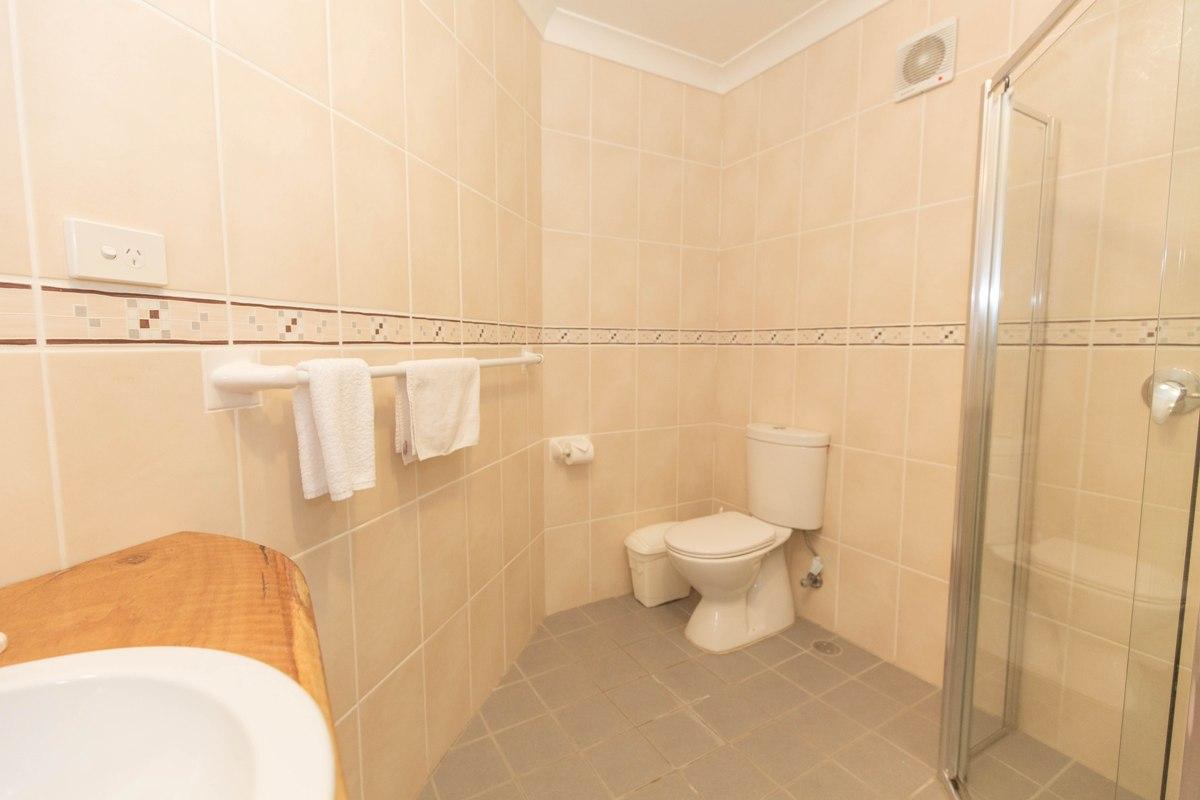  Burramy's 4, Jindabyne - Bathroom 1