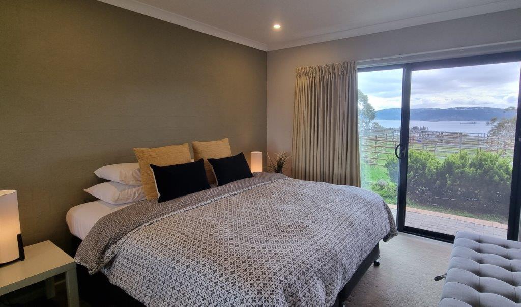 Stockyards 2, Jindabyne - Bedroom3. This room can be 1 king bed or 2 single beds.